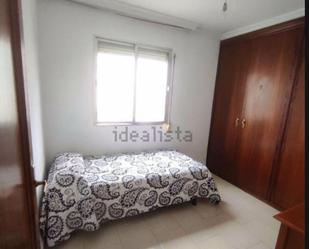 Bedroom of Flat to share in  Sevilla Capital  with Air Conditioner and Balcony