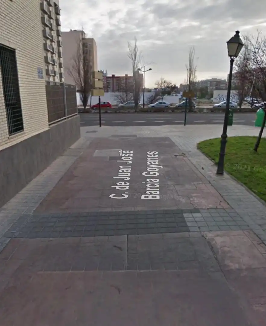 Garage zur Miete in Carrer de Juan José Barcia Goyanes (Professor), 5, Nou Benicalap Außenansicht von Garage zur Miete in Valencia