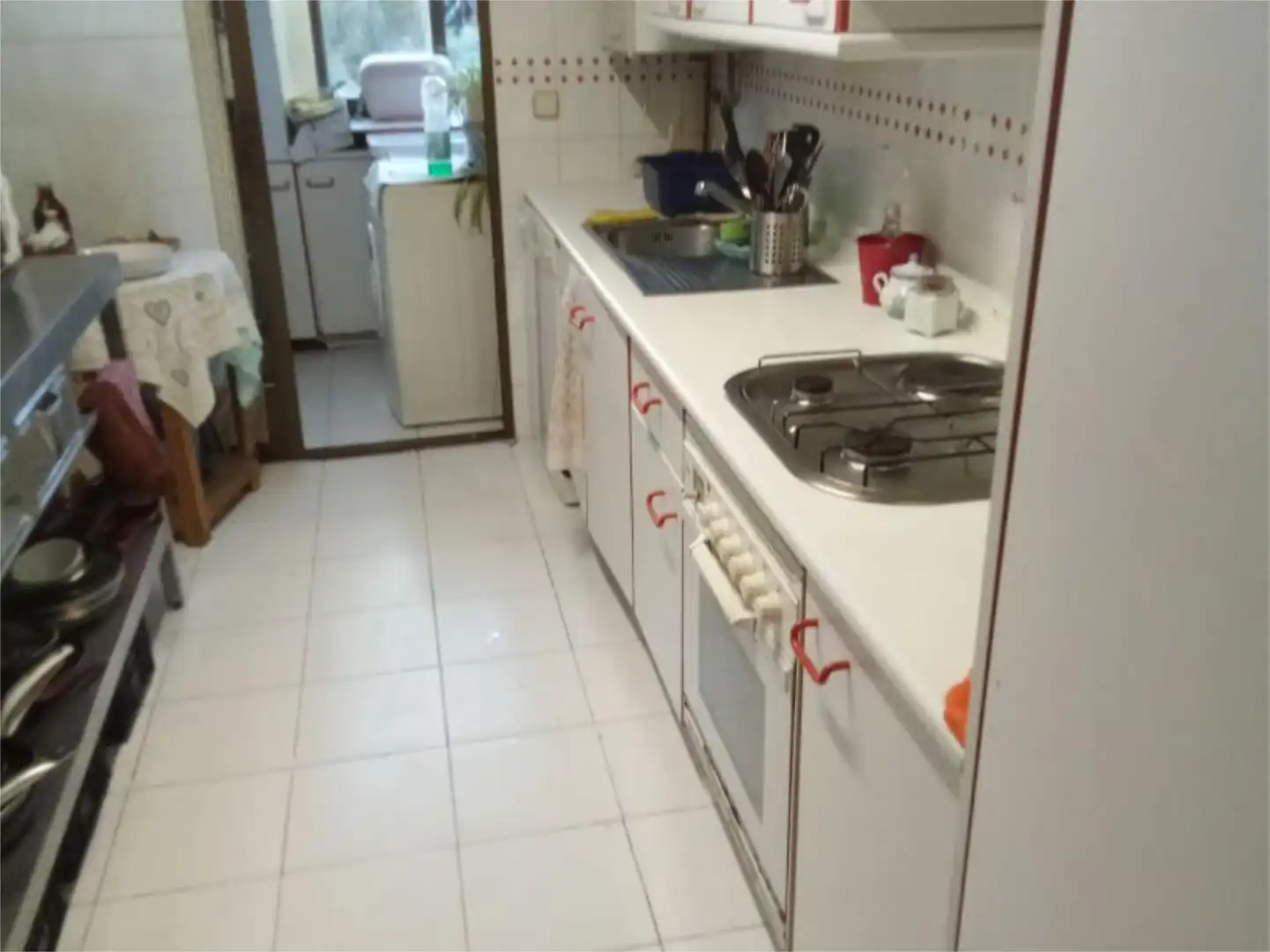 Room in Calle de Arturo Soria, 334, Costillares Kitchen of Flat for share in Madrid with Heating, Private garden and Parquet flooring