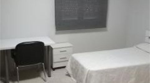 Foto 3 de Piso de alquiler en Calle Cantina, 3, San Jerónimo - La Bachillera, Sevilla Capital