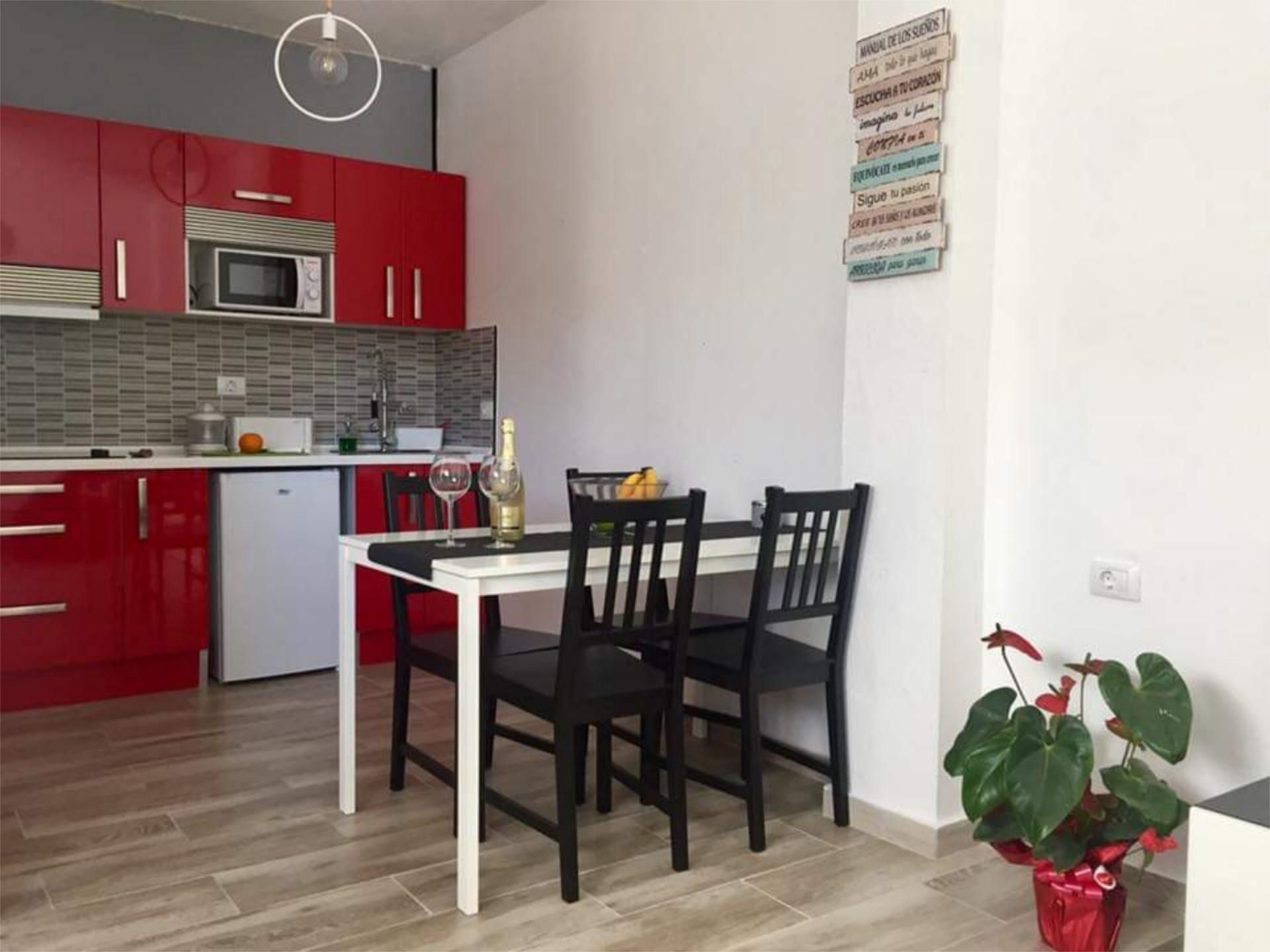Cuina de Apartament en venda en Agüimes amb Aire condicionat, Terrassa i Balcó