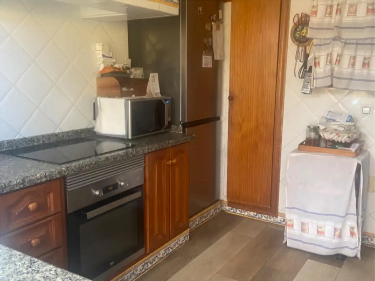 Kitchen of Houses for sale in Algeciras  with Air Conditioner and Storage room