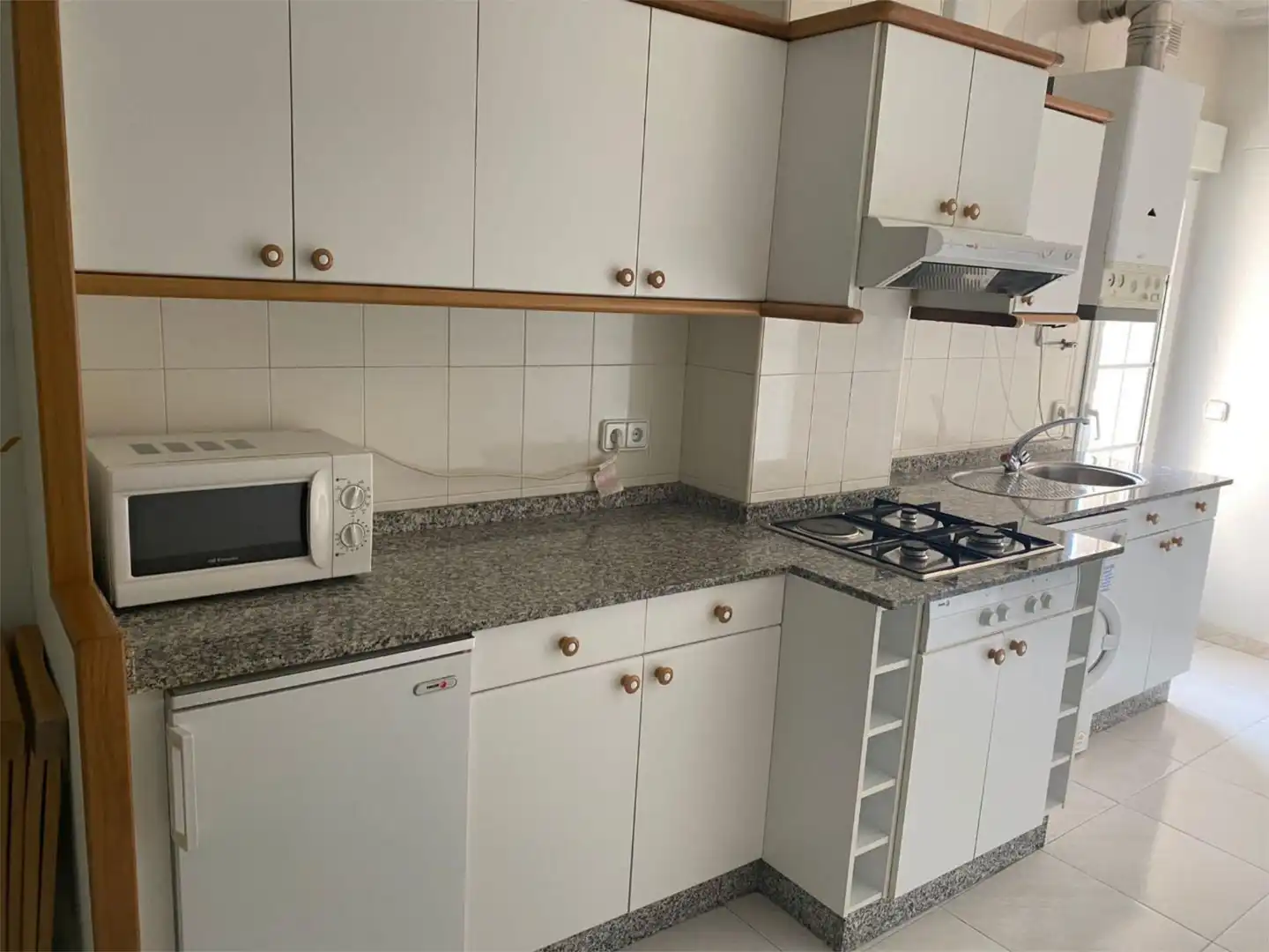 Cocina de Apartamento de alquiler en Galende