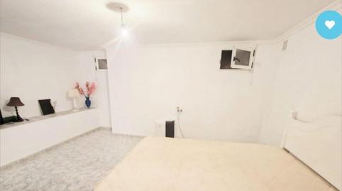 Foto 4 de Casa adosada en venda a Ronda D. Ricardo Lafuente Aguado, 13, El Molino, Alicante