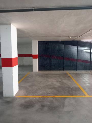 Garaje en Alquiler en Calle Venecia, 12E en Ronda Sur