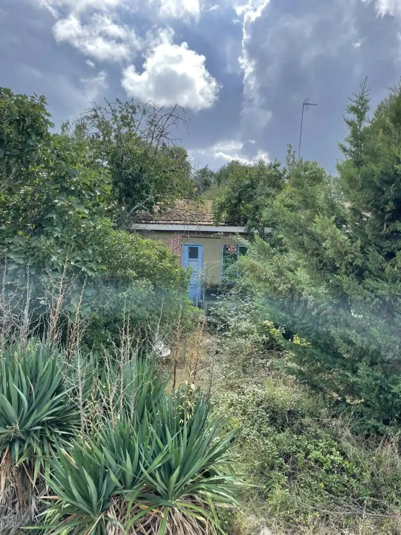 Einfamilien-Reihenhaus zum Verkauf in Quiruelas de Vidriales mit Privatgarten