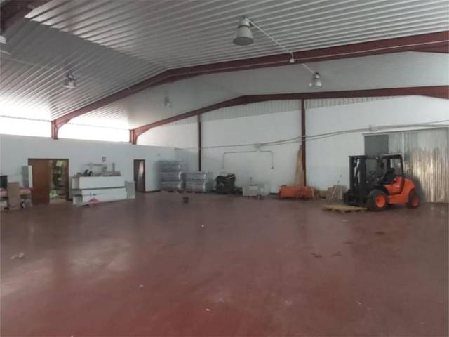 Nave industrial en Venta en Avenida Zamora, 39 en Área Rural