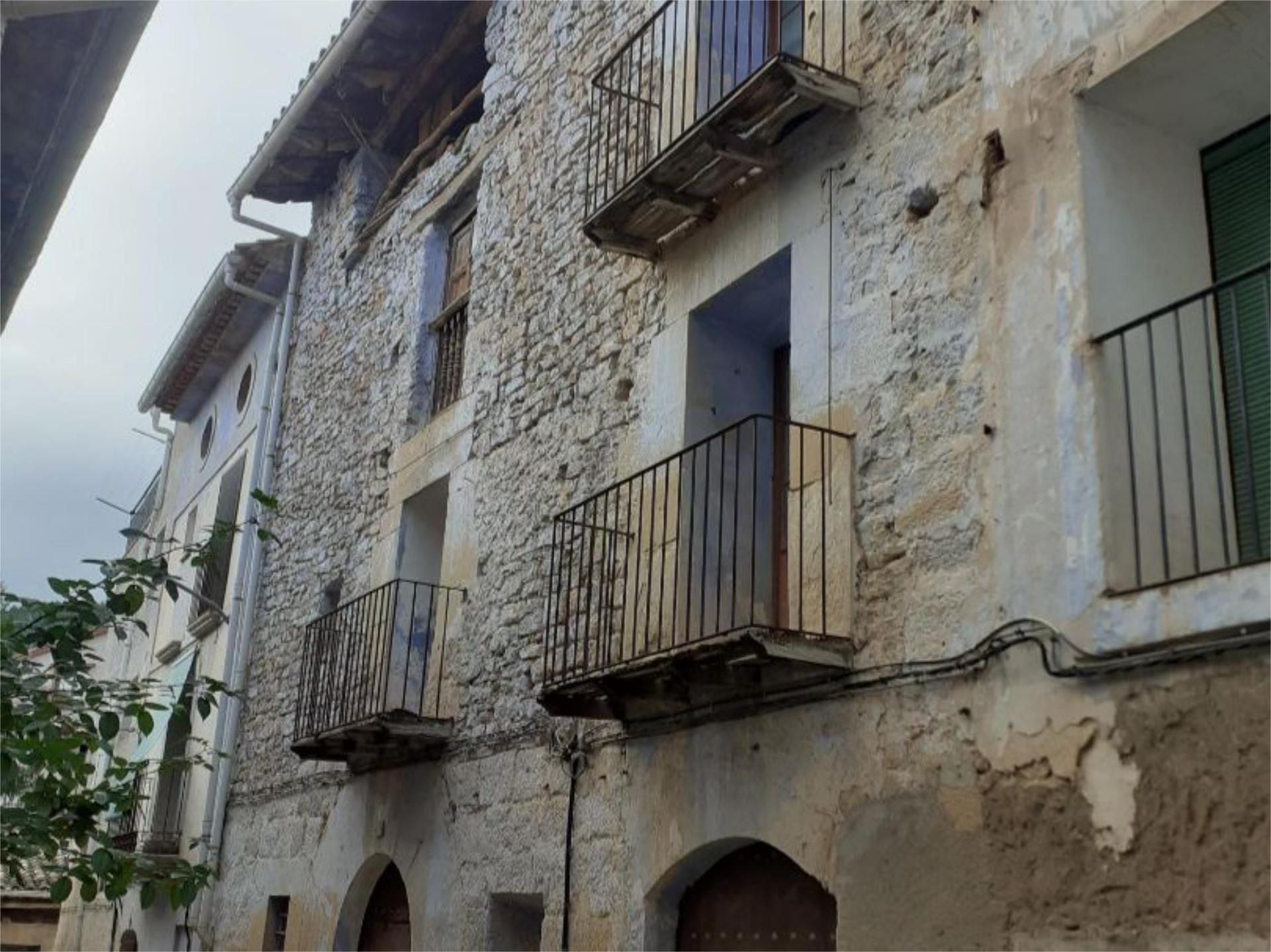 Exterior view of Single-family semi-detached for sale in La Portellada