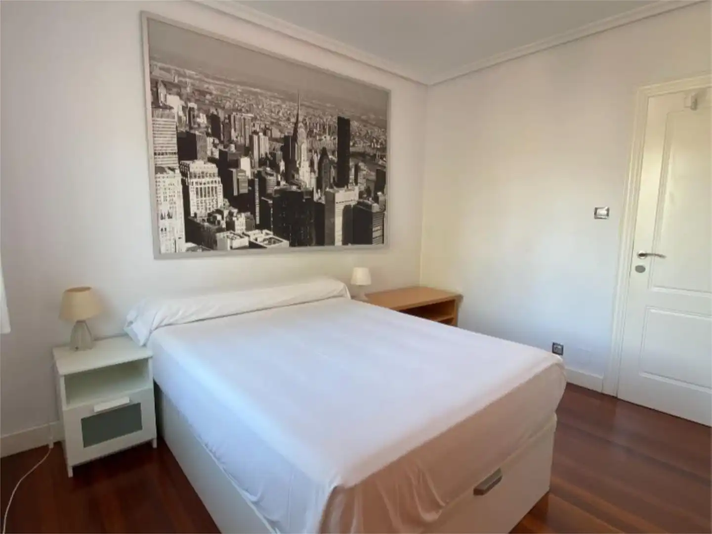 Habitación en Calle Pedro Rodríguez-Parets, 1, Valdenoja Habitación de Piso para compartir en Santander con Calefacción, Jardín privado y Parquet
