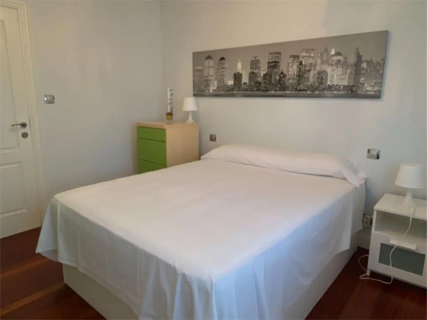 Habitación en Calle Pedro Rodríguez-Parets, 1, Valdenoja Habitación de Piso para compartir en Santander con Calefacción, Jardín privado y Parquet