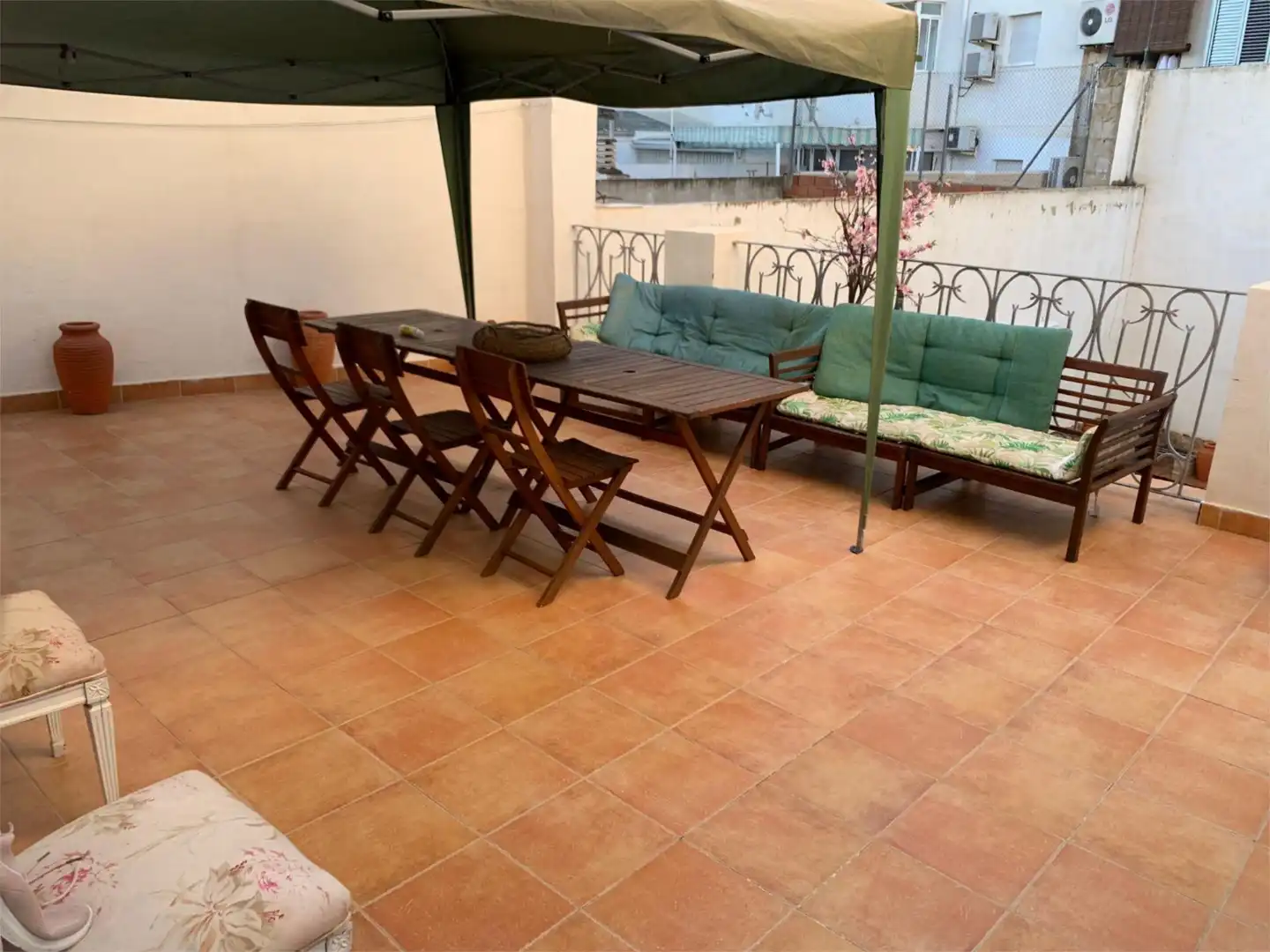 Casa adosada en venta en Carrer de l'Argenteria, 65, Xàtiva Terraza de Casa adosada en venta en Xàtiva con Aire acondicionado, Calefacción y Jardín privado