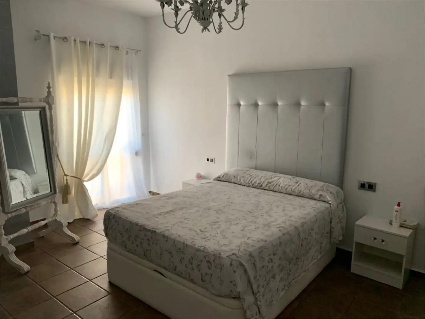 Casa adosada en venta en Carrer de l'Argenteria, 65, Xàtiva Habitación de Casa adosada en venta en Xàtiva con Aire acondicionado, Calefacción y Jardín privado