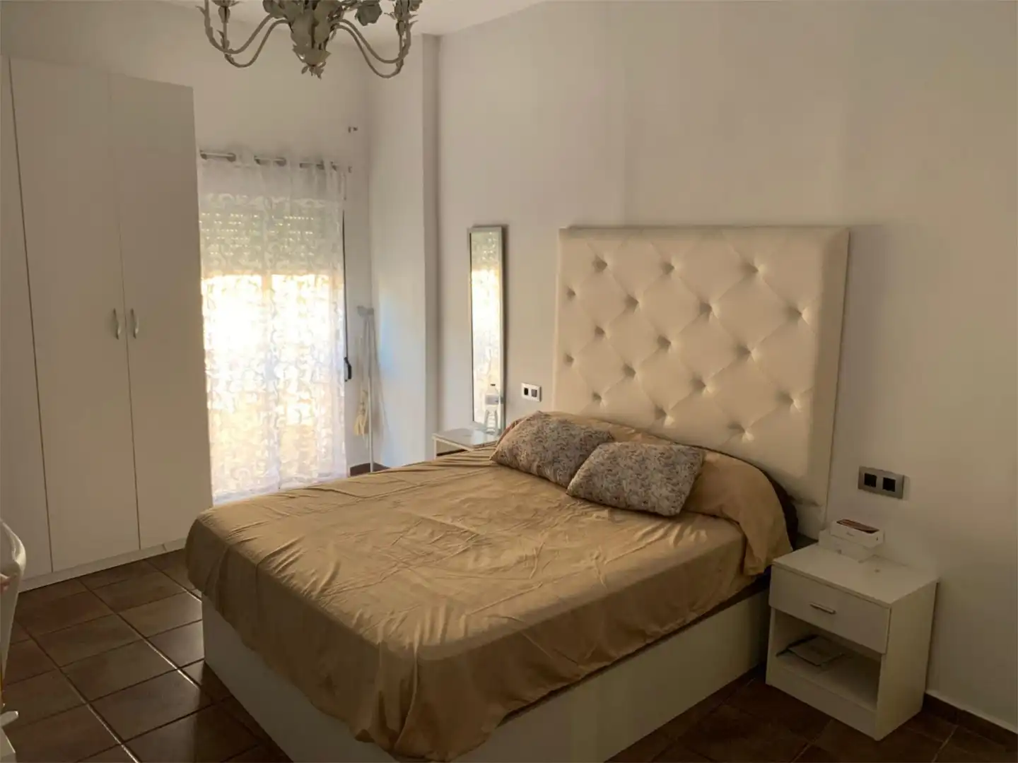 Casa adosada en venta en Carrer de l'Argenteria, 65, Xàtiva Habitación de Casa adosada en venta en Xàtiva con Aire acondicionado, Calefacción y Jardín privado