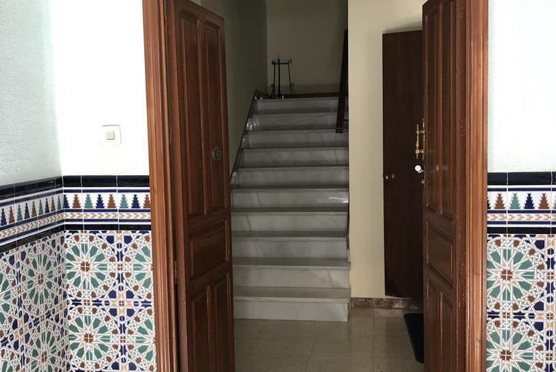 Foto 1 de Casa adosada en venda a Calle García Marín, 14, Morón de la Frontera, Sevilla