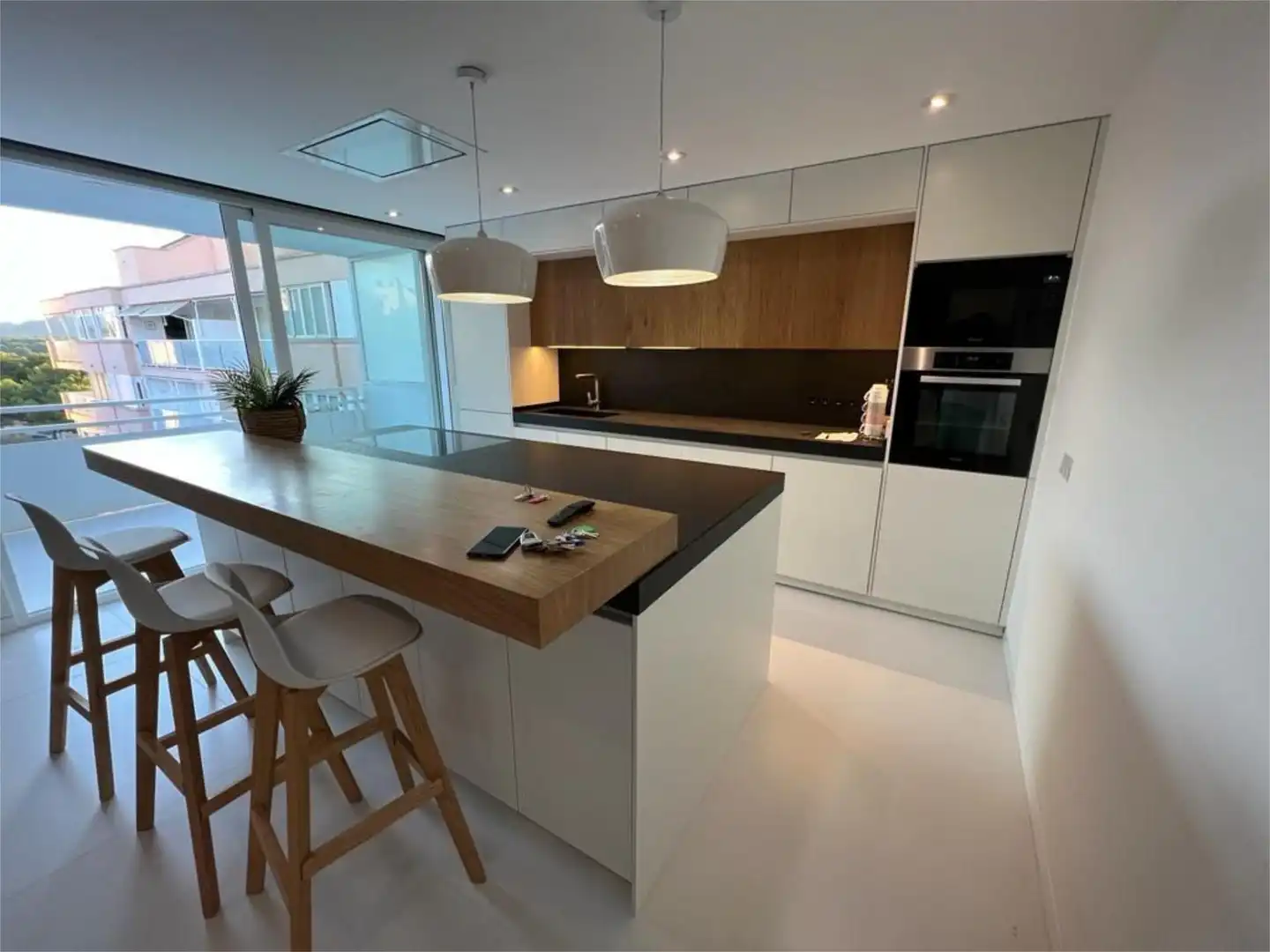 Küche von Wohnung zum Verkauf in Calvià mit Klimaanlage, Terrasse und Balkon