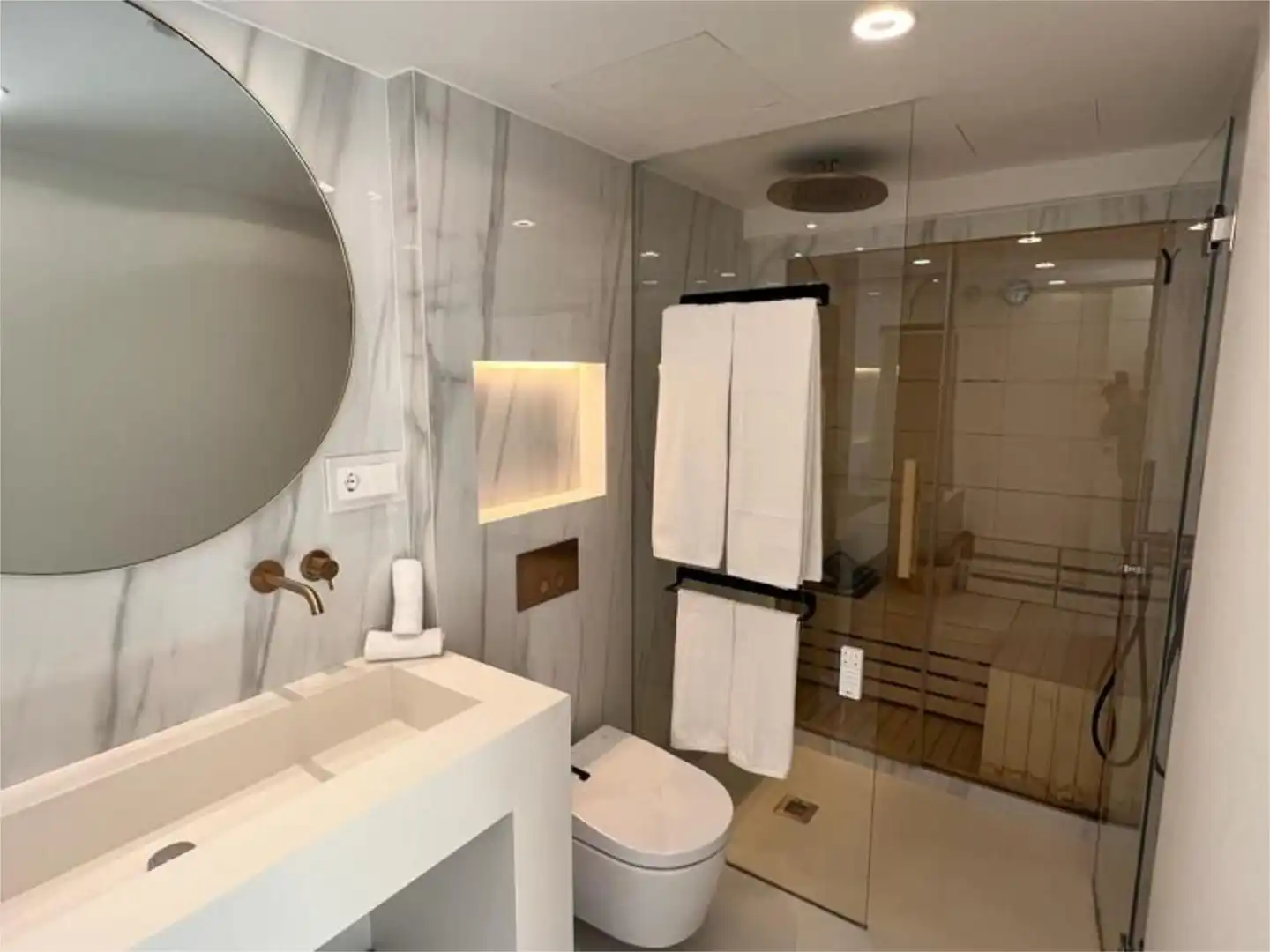 Badezimmer von Wohnung zum Verkauf in Calvià mit Klimaanlage, Terrasse und Balkon