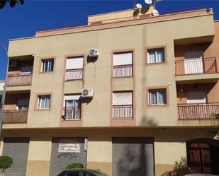 Vista exterior de Àtic en venda en Alhama de Almería amb Terrassa