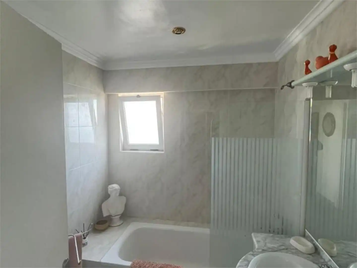 Piso en venta en Carrer Punta Ballena, 22, Magaluf Baño de Piso en venta en Calvià con Aire acondicionado, Calefacción y Jardín privado
