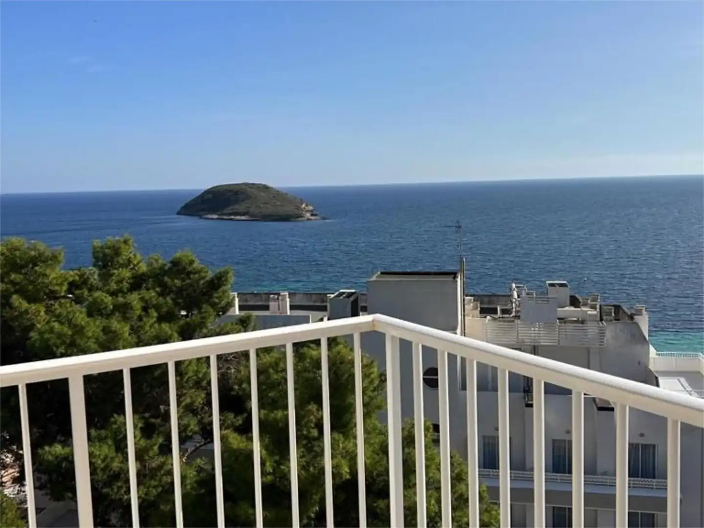 Piso en venta en Carrer Punta Ballena, 22, Magaluf Habitación de Piso en venta en Calvià con Aire acondicionado, Calefacción y Jardín privado
