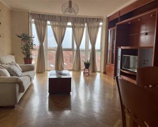 Living room of Flat for sale in Arganda del Rey  with Air Conditioner and Balcony