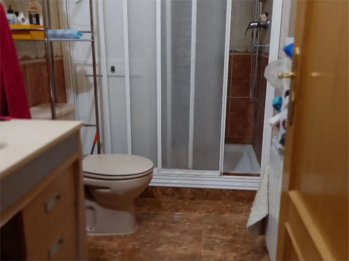 Badezimmer von Einfamilien-Reihenhaus zum Verkauf in Casasimarro mit Terrasse und Abstellraum