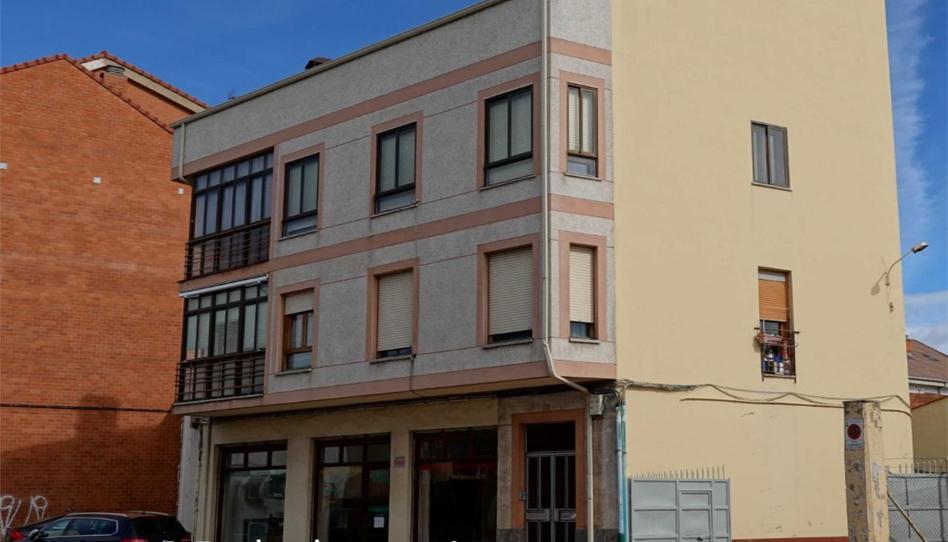 Single-family semi-detached for sale in Calle Alfageme, 113, Trobajo del Camino, León - image 1 Photo 1 of Single-family semi-detached for sale in Calle Alfageme, 113, Trobajo del Camino, León