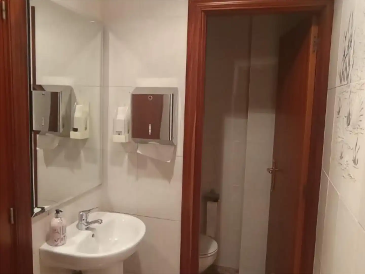 Baño de Piso en venta en  Logroño con Aire acondicionado y Amueblado
