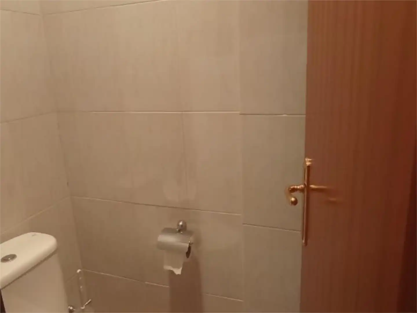 Baño de Piso en venta en  Logroño con Aire acondicionado y Amueblado