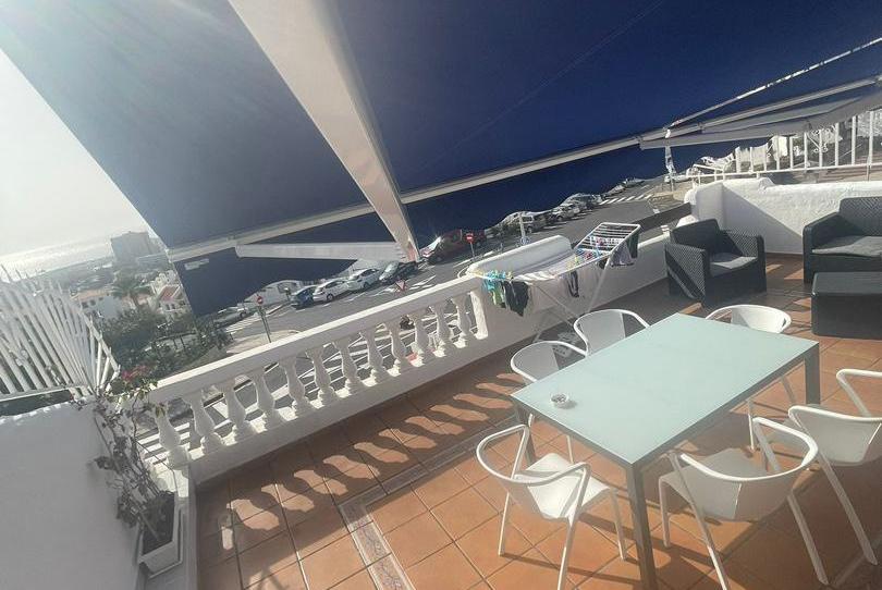 Foto 1 de Dúplex en venda a Calle Rodeo, 82, Los Cristianos, Santa Cruz de Tenerife