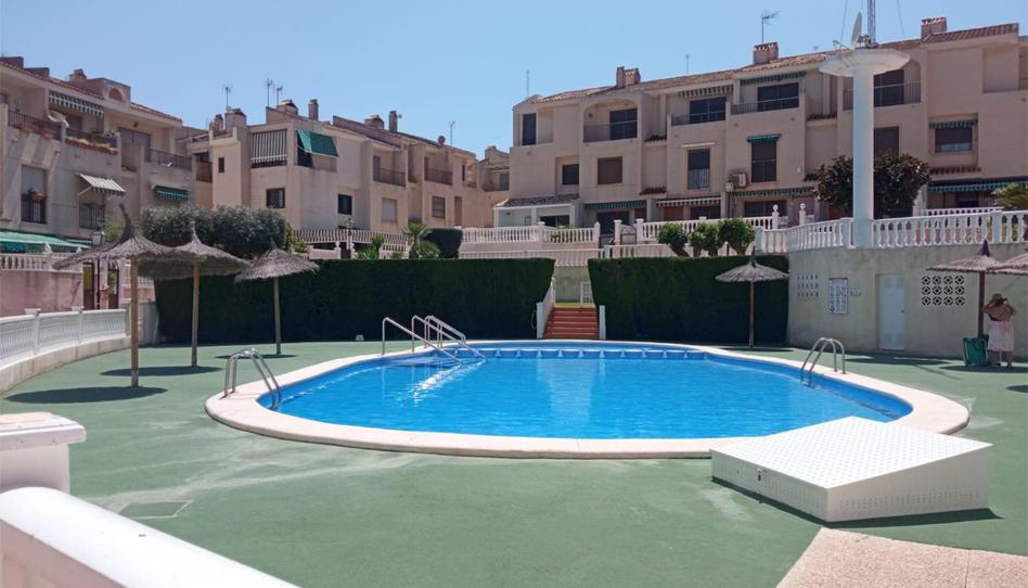 Casa adosada en venda a Carrer Les Vinyes, 38, Las Viñas, Alicante - imatge 1 Foto 1 de Casa adosada en venda a Carrer Les Vinyes, 38, Las Viñas, Alicante