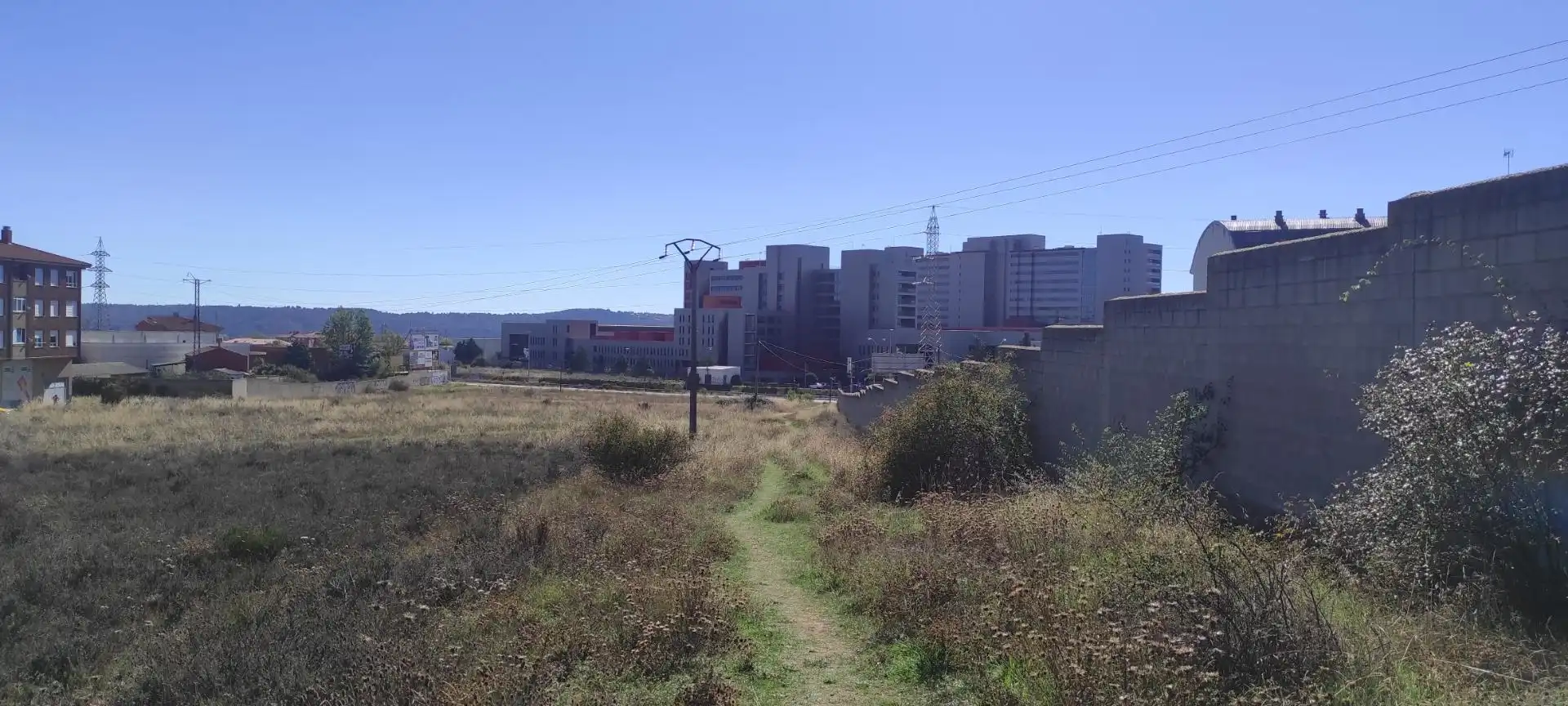 Terreno en venta en Calle Altos del Duero, 1010, La Asunción - La Inmaculada Terreno en venta en León Capital