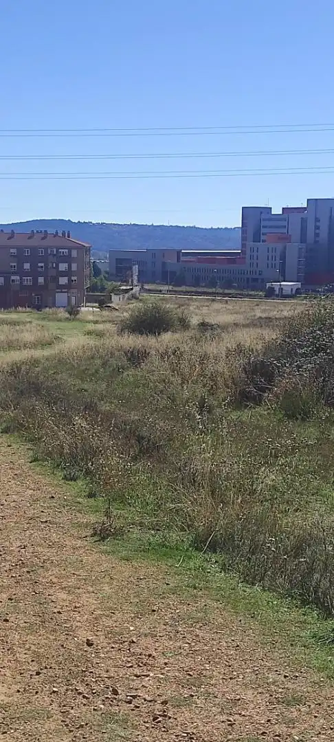 Terreno en venta en Calle Altos del Duero, 1010, La Asunción - La Inmaculada Terreno en venta en León Capital