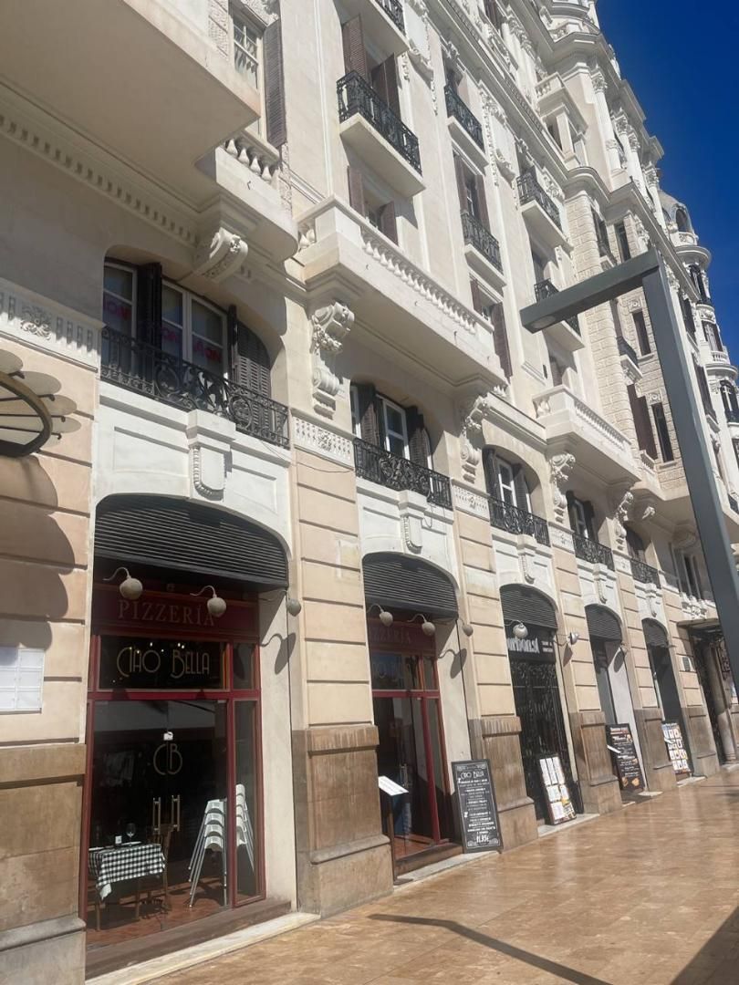 Flat to rent in Passeig Esplanada d'Espanya, 5, Barrio del Centro Exterior view of Flat to rent in Alicante / Alacant with Air Conditioner, Parquet flooring and Balcony
