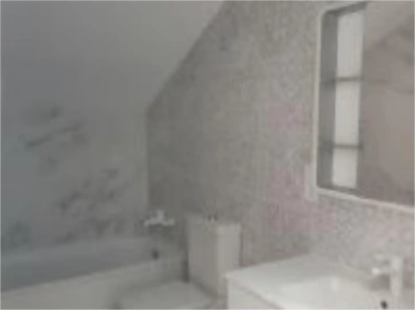 Baño de Casa o chalet en venta en Santiago de Compostela  con Calefacción y Jardín privado