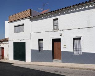 Exterior view of Single-family semi-detached for sale in Valverde de Llerena  with Private garden, Terrace and Furnished