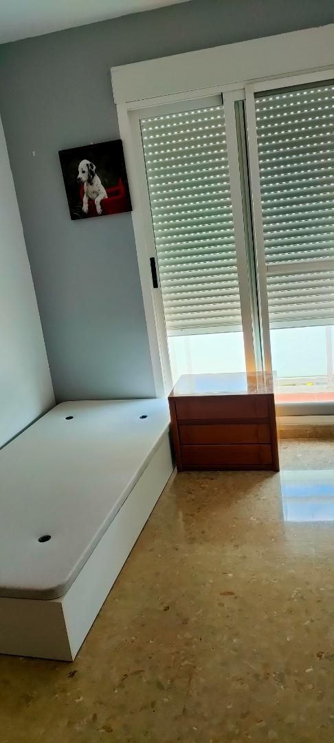 Bedroom of Flat to share in Alquerías del Niño Perdido  with Air Conditioner, Heating and Terrace