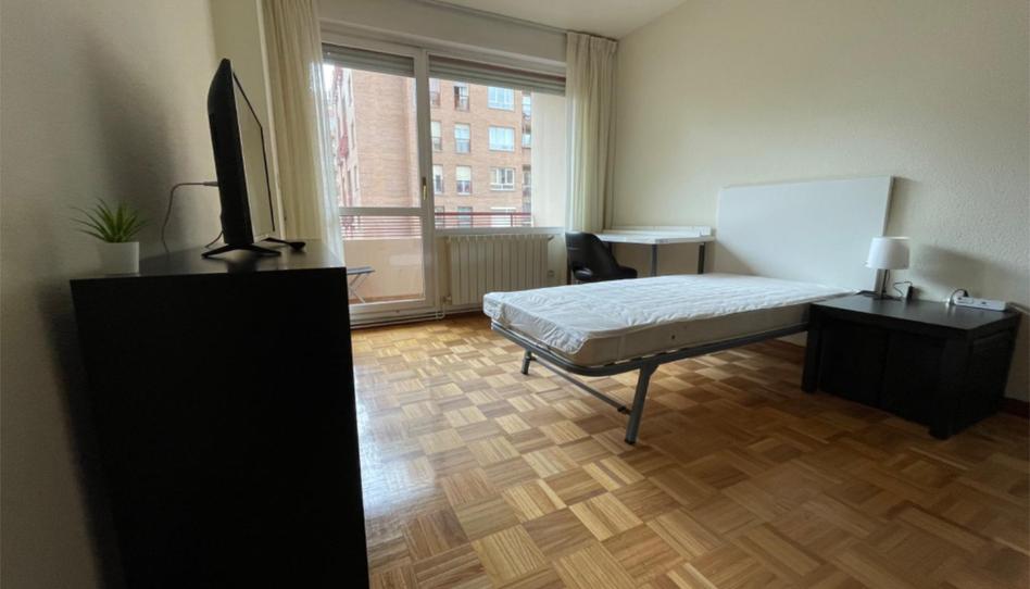 Piso para compartir en Calle de Irunlarrea, 55, Mendebaldea - Ermitagaña, Navarra - imagen 1 Foto 1 de Piso para compartir en Calle de Irunlarrea, 55, Mendebaldea - Ermitagaña, Navarra