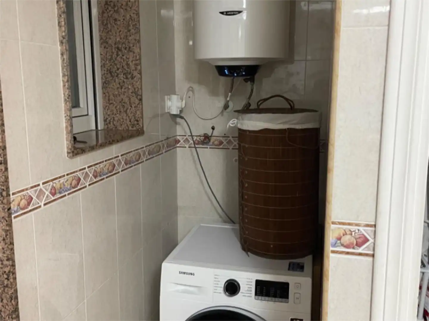 Badezimmer von Maisonette zum Verkauf in Torrevieja mit Klimaanlage, Heizung und Parkett
