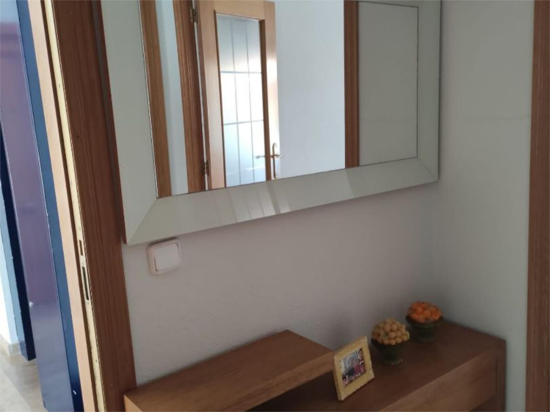 Flat to rent in Guardamar de la Safor  with Air Conditioner, Heating and Private garden