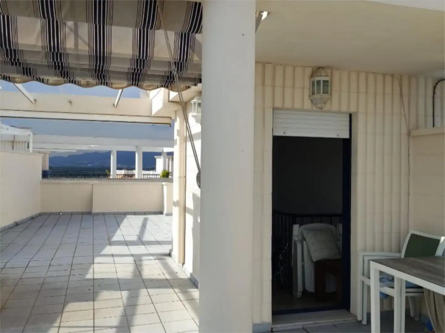 Piso de alquiler en Guardamar de la Safor con Aire acondicionado, Piscina y Balcón