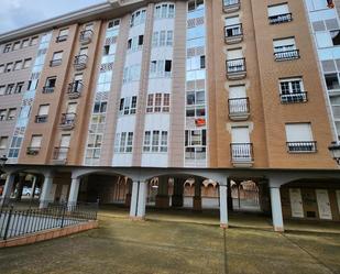 Exterior view of Flat for sale in Ponferrada  with Heating, Parquet flooring and Storage room