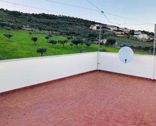 Terrassa de Casa adosada en venda en Sierra de Fuentes amb Terrassa i Balcó