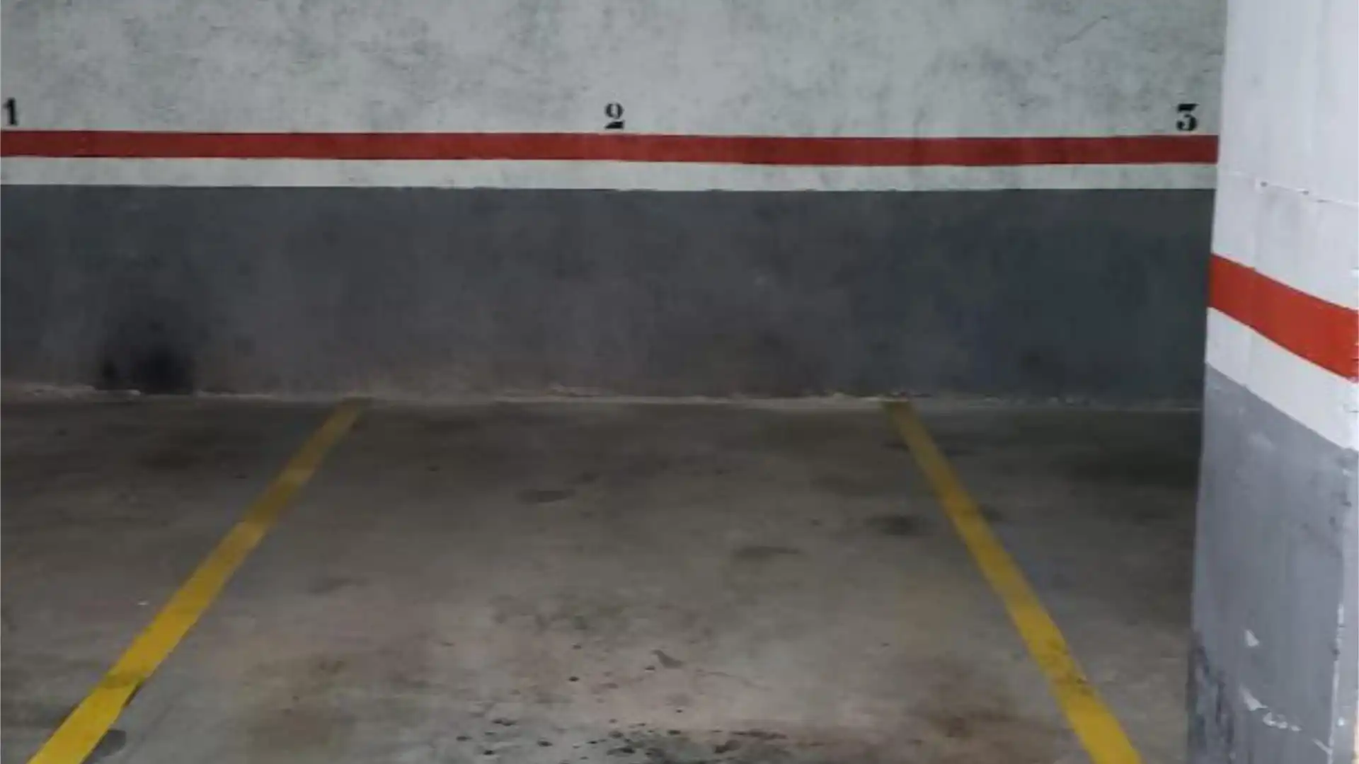 Garaje de alquiler en Carrer de Sants, 206, Sants