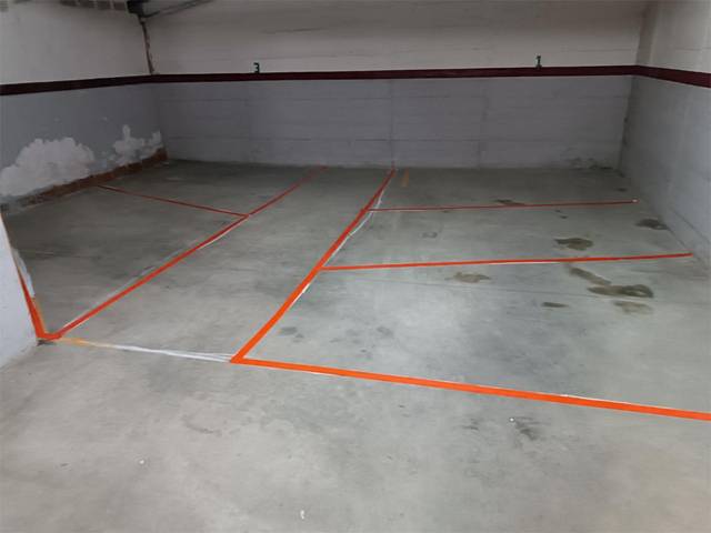 Garaje en Alquiler en Carrer de Pujalt, 1 en Ponent - Set Camins