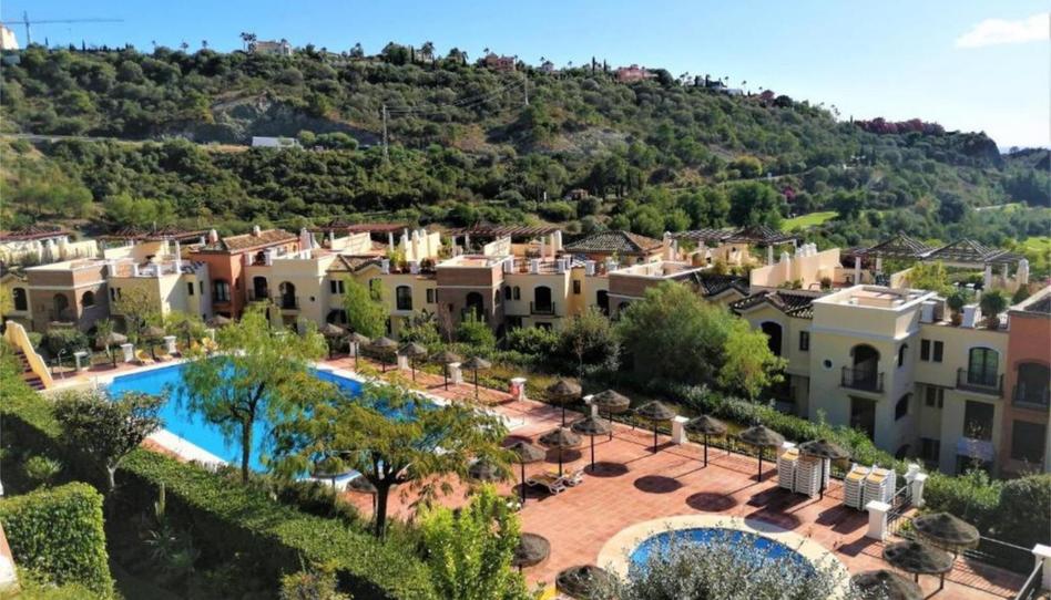Foto 1 de Piso de alquiler en Urbanizacion Torre Esteril, 19, Los Arqueros - Puerto del Almendro, Málaga