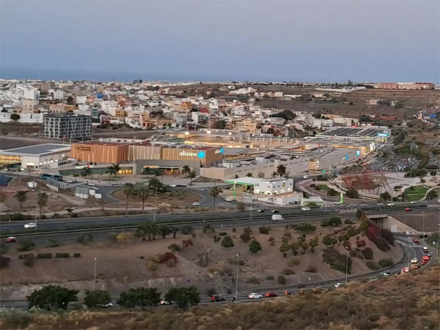 Vista exterior de Piso en venta en Las Palmas de Gran Canaria con Jardín privado, Terraza y Trastero