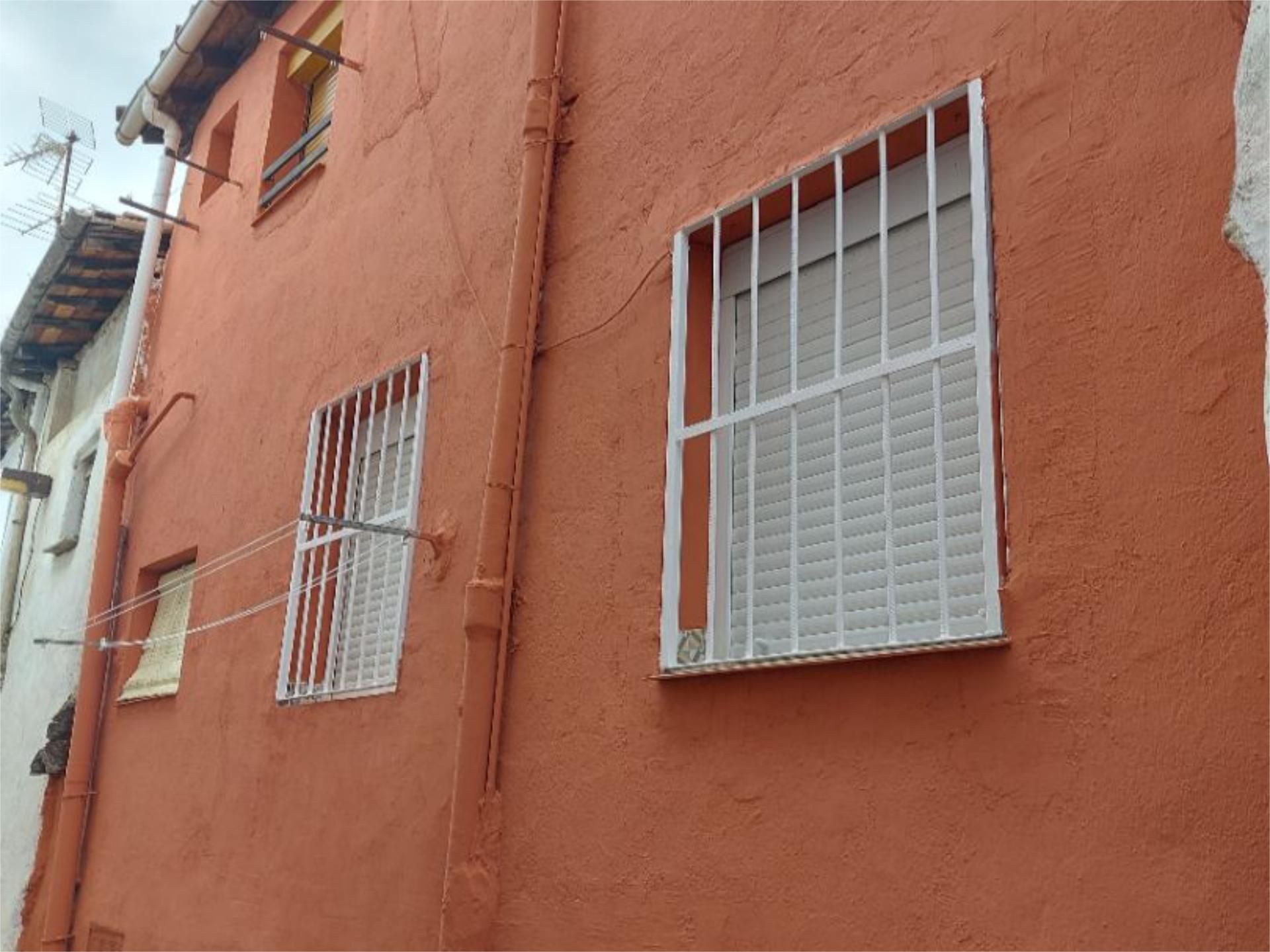 Vista exterior de Casa adosada en venda en Jarandilla de la Vera