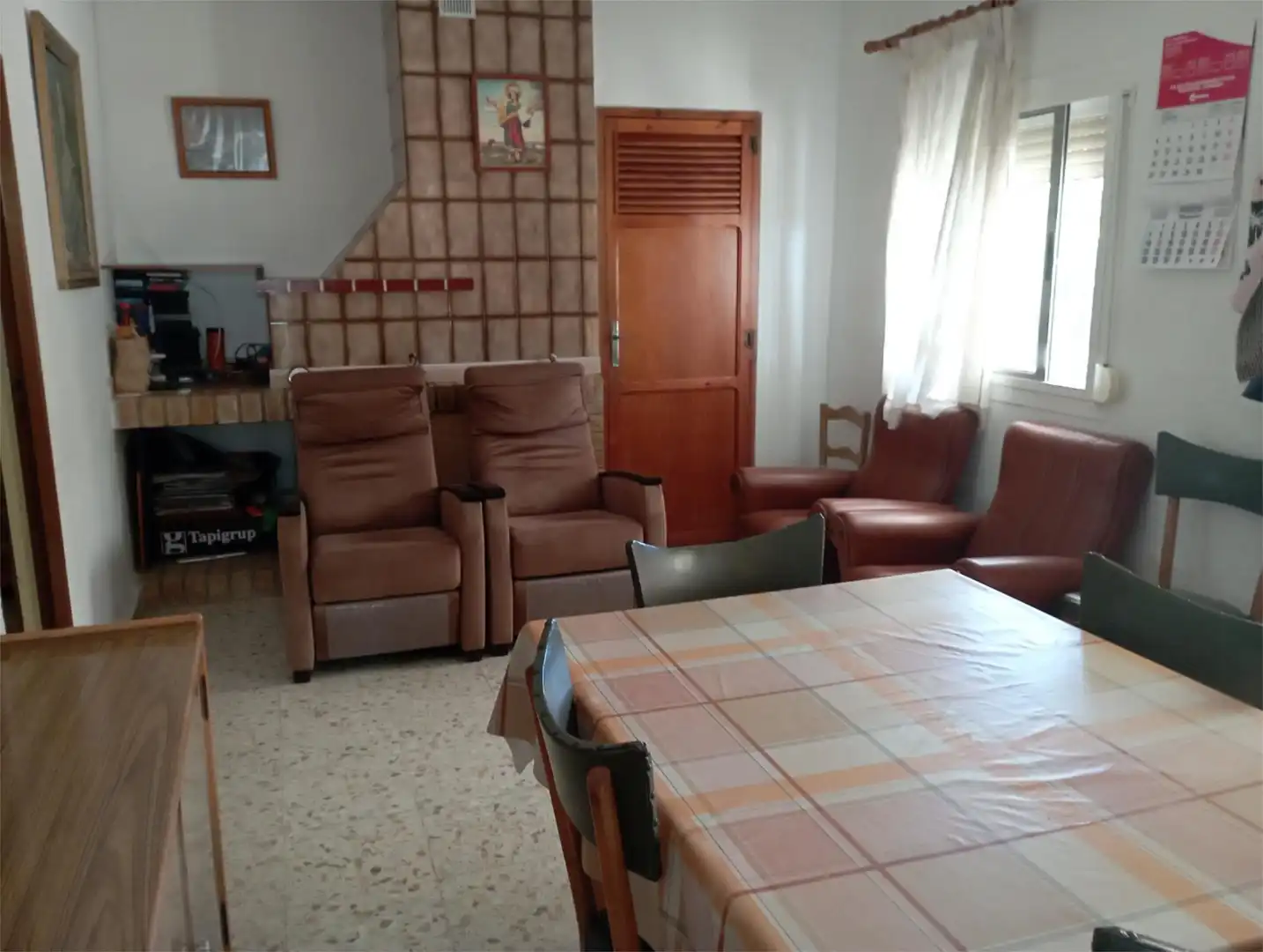 Country homes for sale in Onil Living room of Country homes for sale in Onil with Swimming Pool