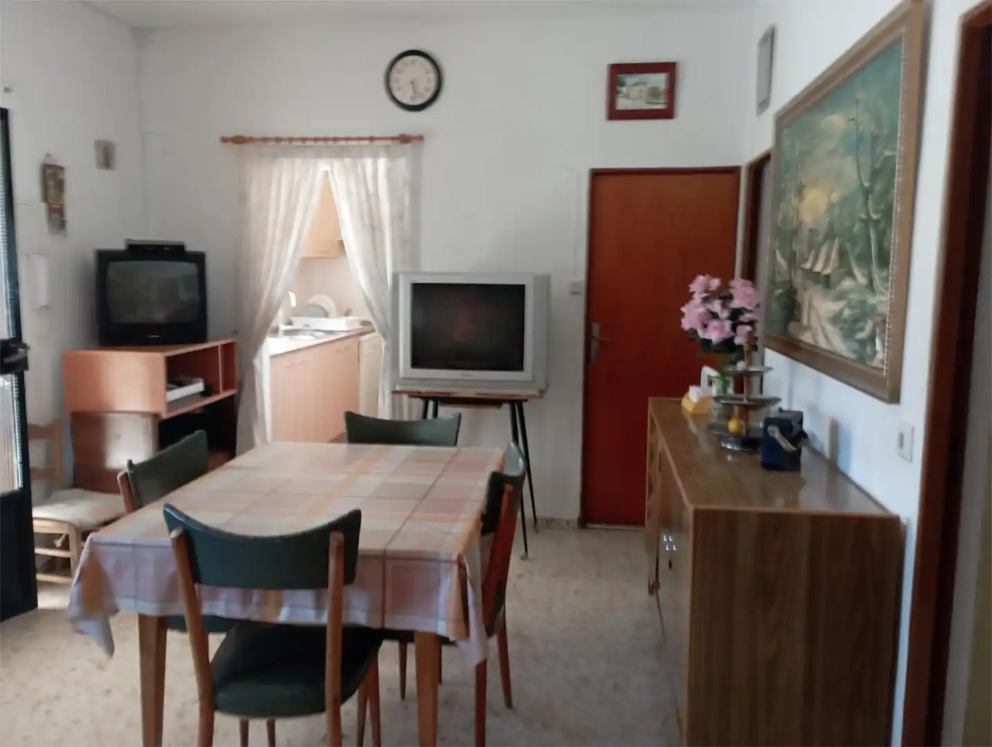 Country homes for sale in Onil Living room of Country homes for sale in Onil with Swimming Pool