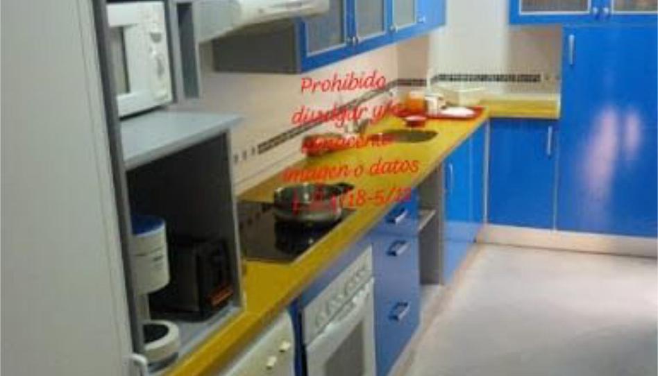 Foto 1 de Apartament per a compartir a Calle Claudio Guerín, 17, El Plantinar – Avda. La Paz - El Juncal, Sevilla